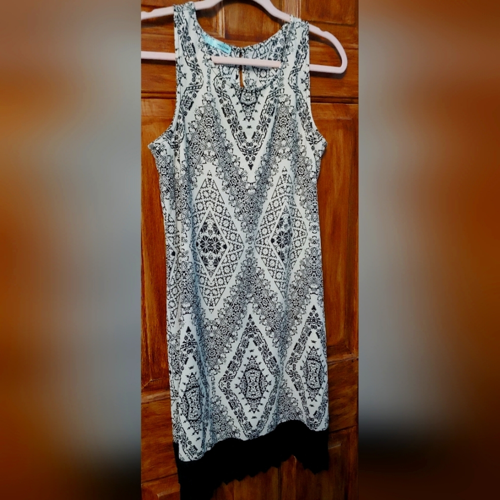 ✨️Final Price✨️NWT Maurice's Black & White Patterned Shift Dress